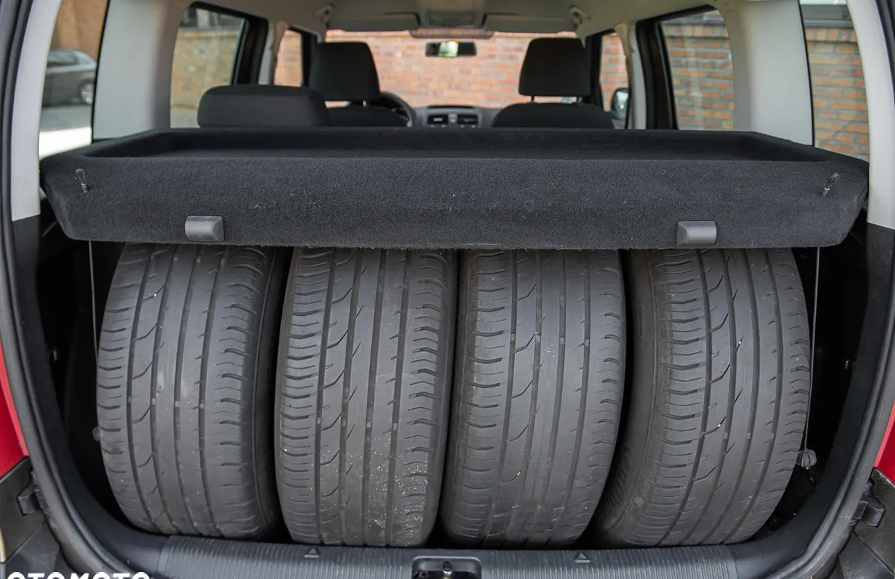 Skoda Yeti cena 30990 przebieg: 185000, rok produkcji 2013 z Radom małe 326